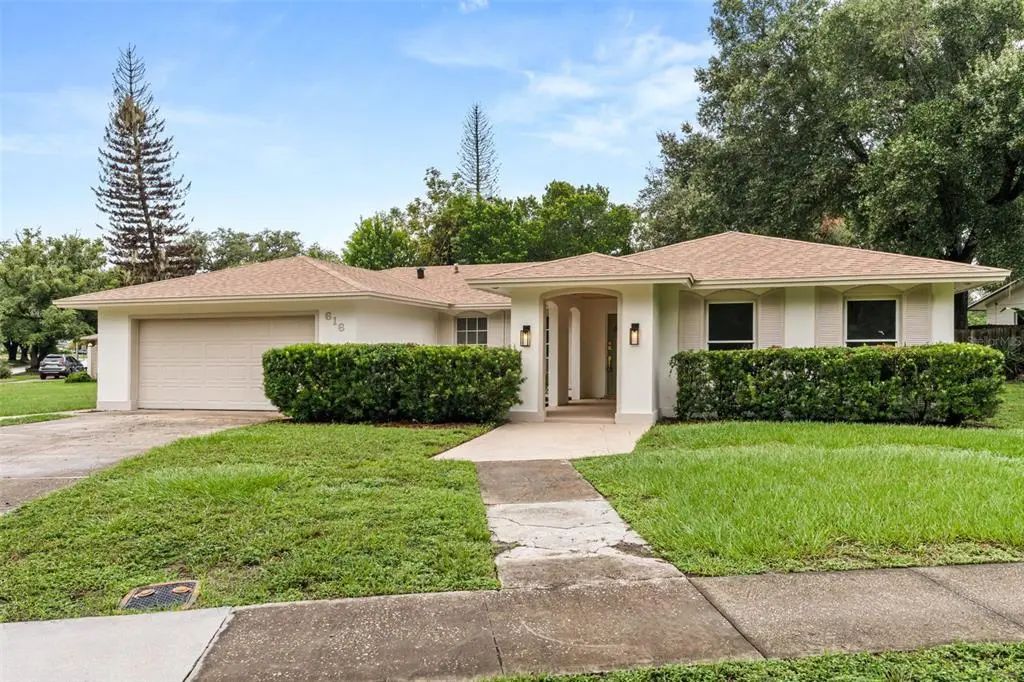 616 Lake Howell Road, MAITLAND