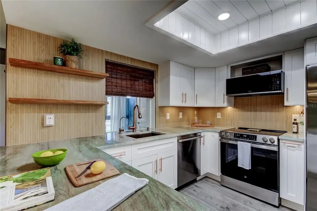 2673 Sabal Springs Circle 201, CLEARWATER