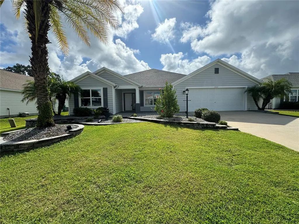 11221 Hess Way, OXFORD