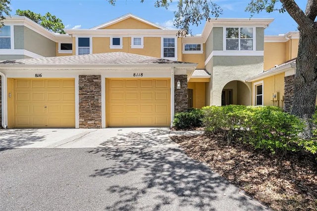 8118 Stone Path Way, TAMPA