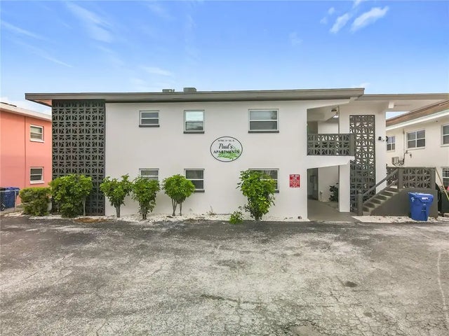 11705 3rd Street E 4, TREASURE ISLAND