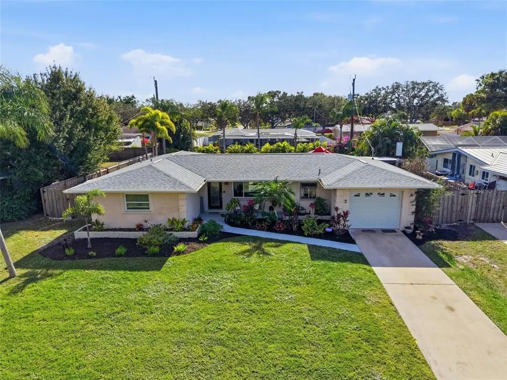 2651 Leafy Lane, SARASOTA