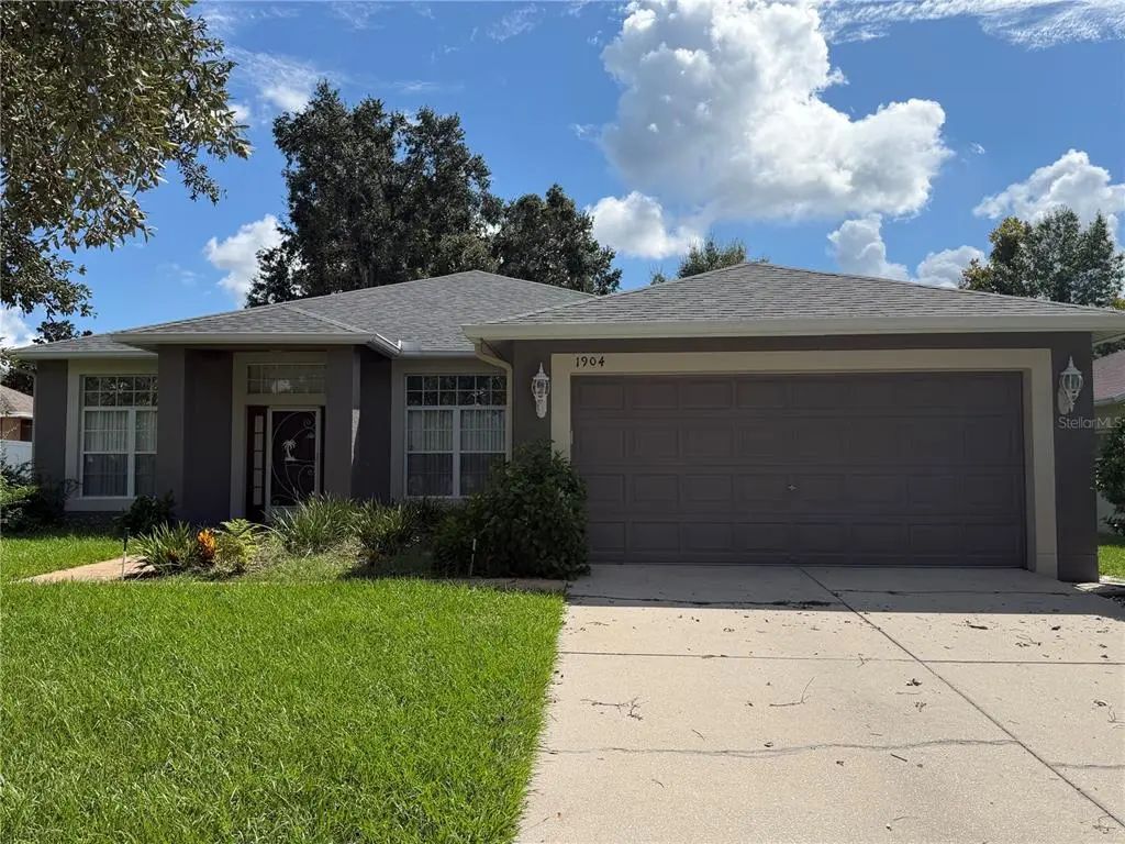 1904 Samantha Lane, VALRICO
