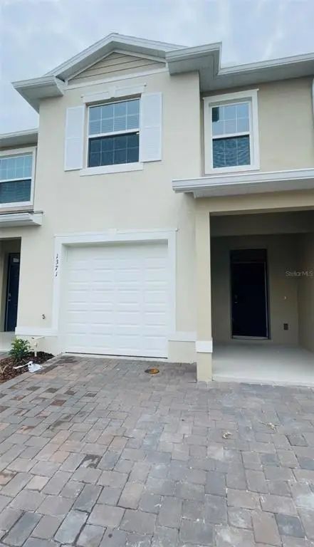 Photo of Listing #O6424114