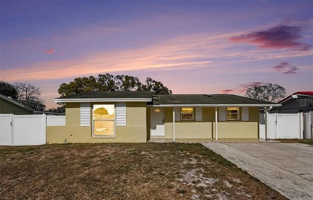 9031 Tree Valley Circle, TAMPA