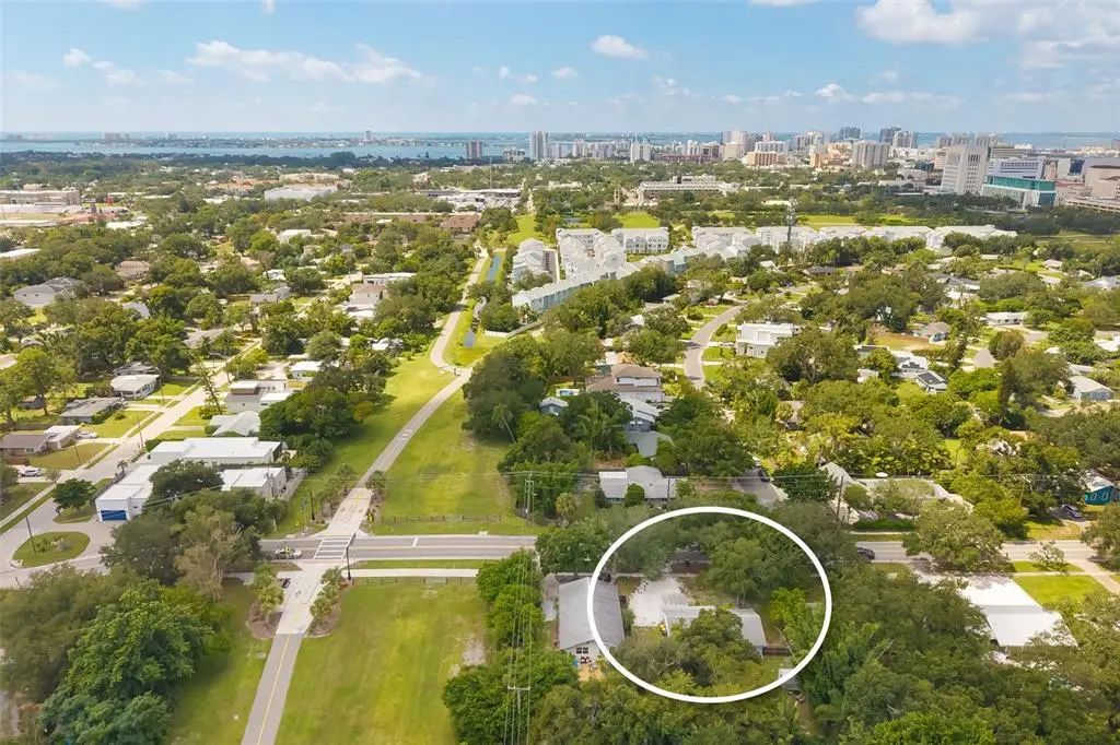 615 S Shade Avenue, SARASOTA