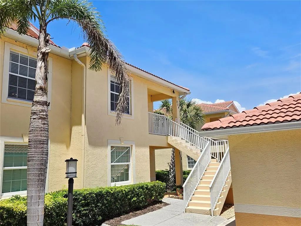 904 Casa Del Lago Way 904, VENICE