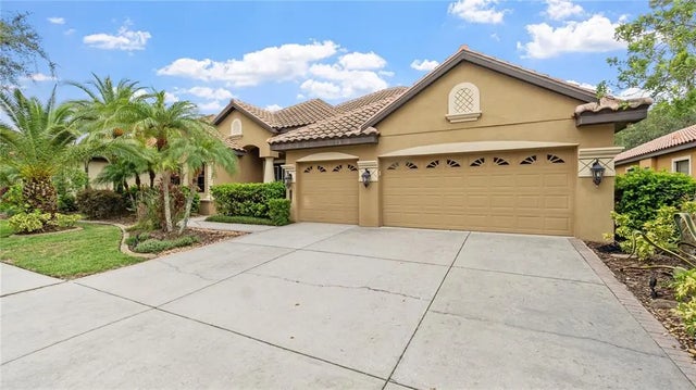 20023 Pergola Bend Lane, TAMPA