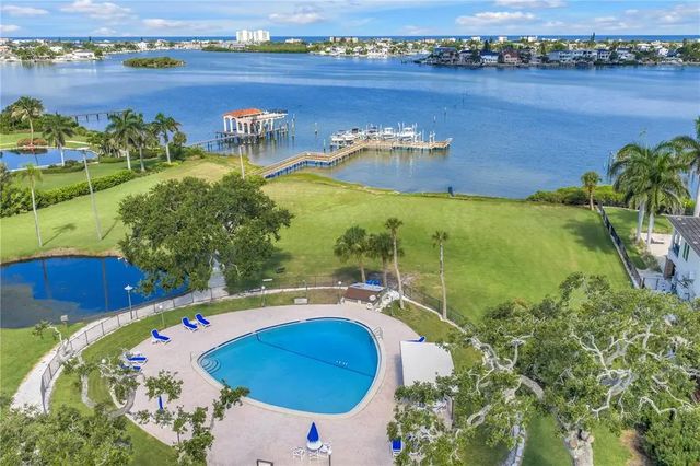 Photo of 13300 Indian Rocks Road 103, LARGO FL