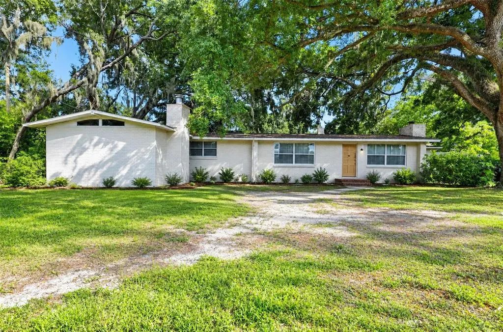 10109 Main Street, THONOTOSASSA