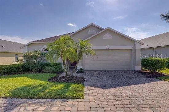 926 Balmoral Drive, DAVENPORT