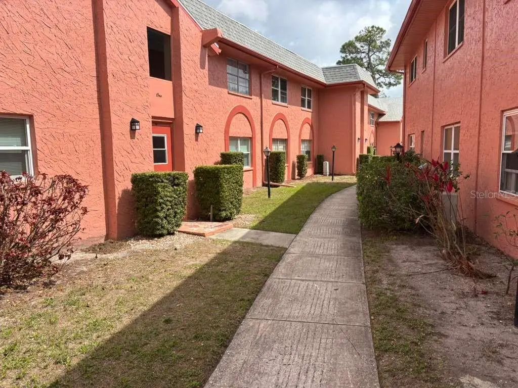660 62nd Avenue N 1204, ST PETERSBURG