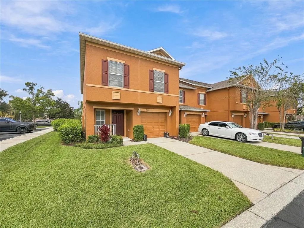 4020 Pitch Pine Circle, OVIEDO