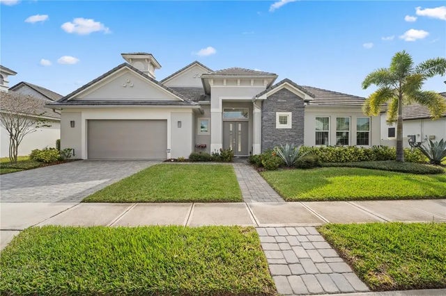 193 Hampton Loop, DAVENPORT