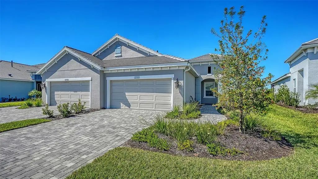 2114 Sylvester Palm Lane, BRADENTON