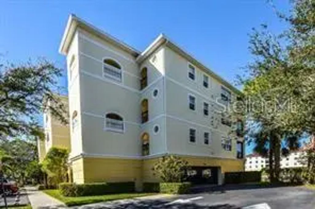 980 Cooper Street 402, VENICE