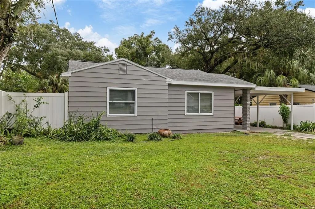 7710 N Darmouth Avenue, TAMPA