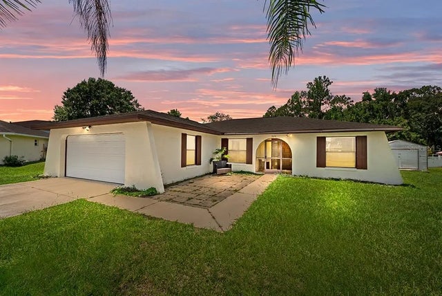 909 Hendon Place, KISSIMMEE