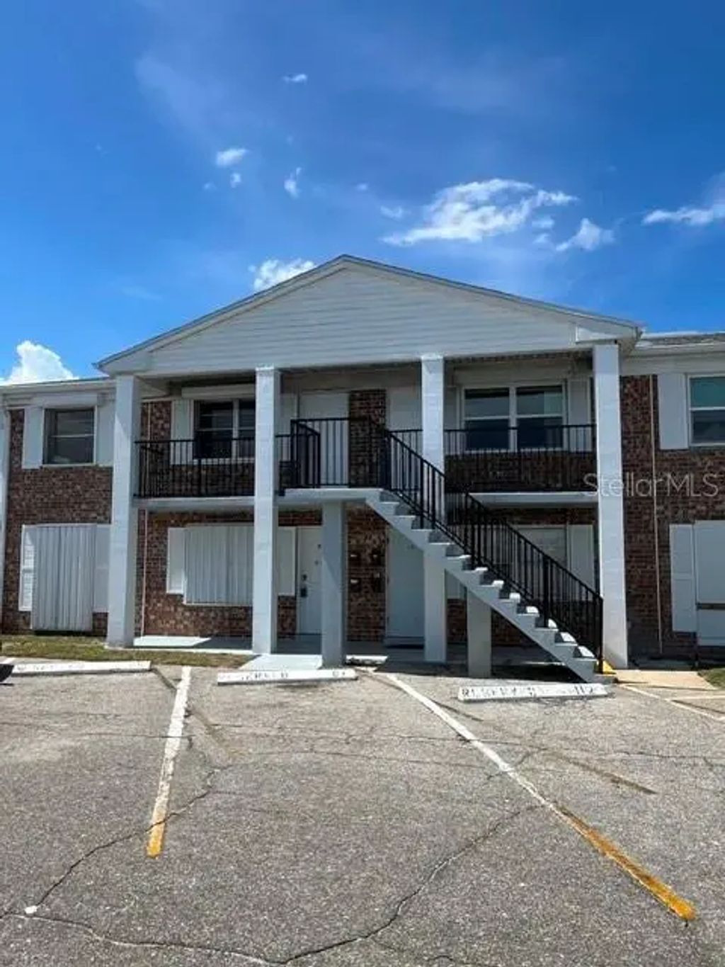 190 E Olmstead Drive F32, TITUSVILLE