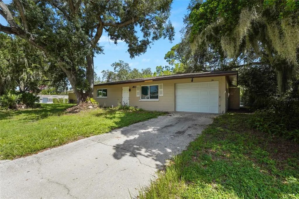 4923 Brookmeade Drive, SARASOTA