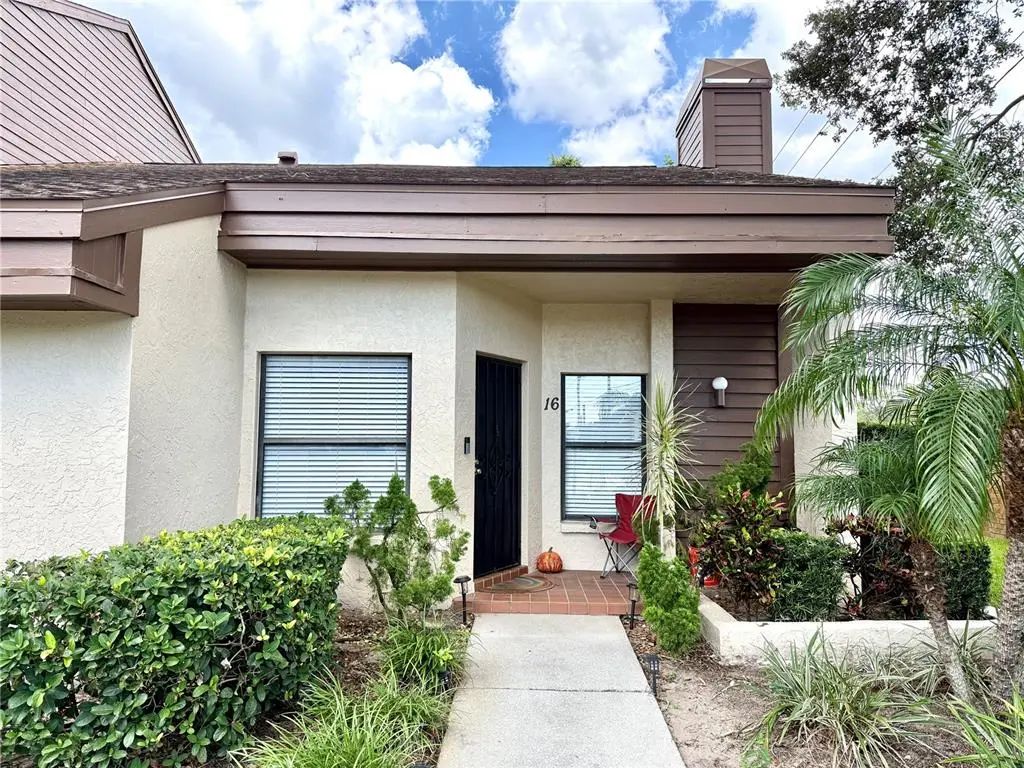 2816 Countrybrook Drive L16, PALM HARBOR