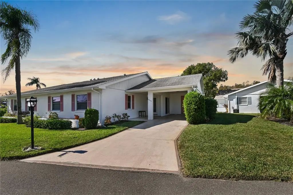 2346 Gainesborough Loop 211, SUN CITY CENTER