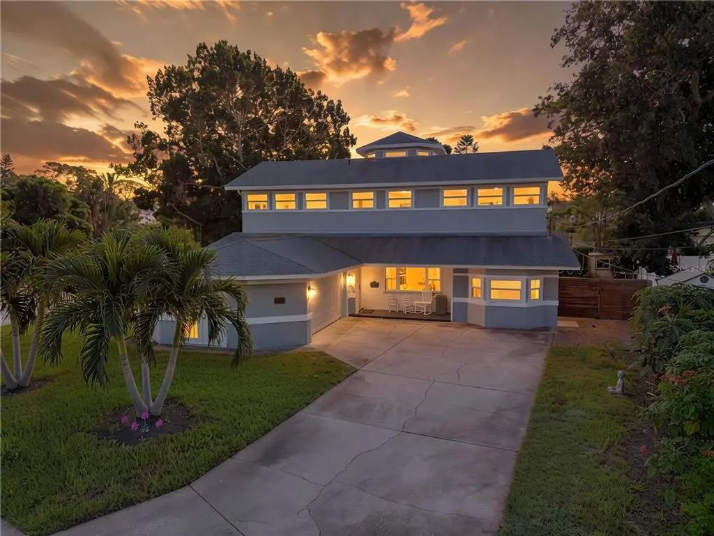 874 Serpentine Drive S, ST. PETERSBURG
