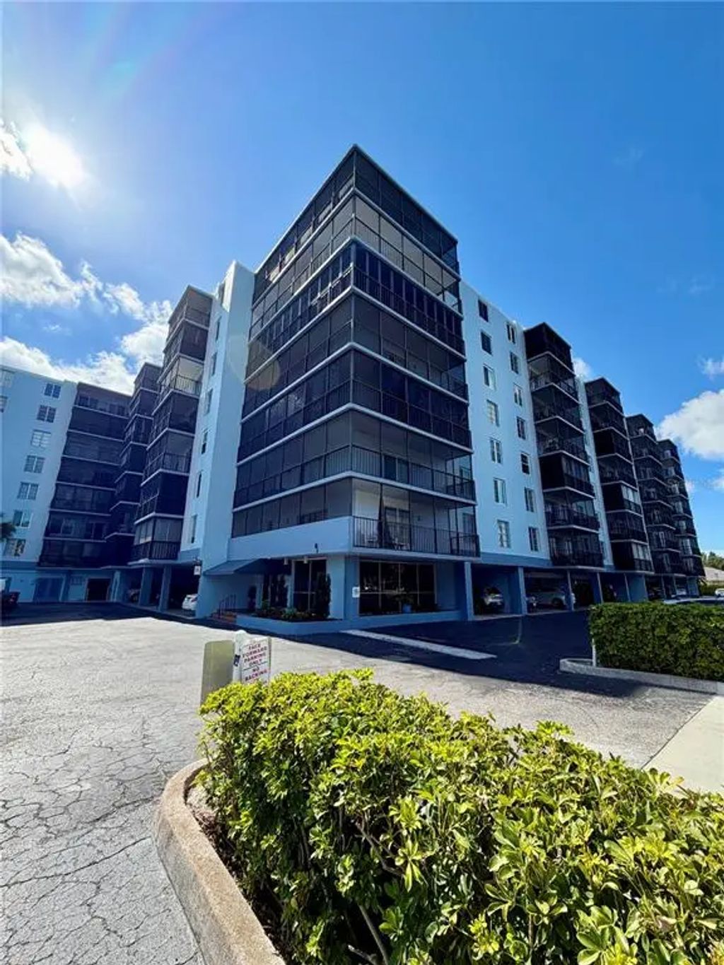 2901 26th Street W 617, BRADENTON