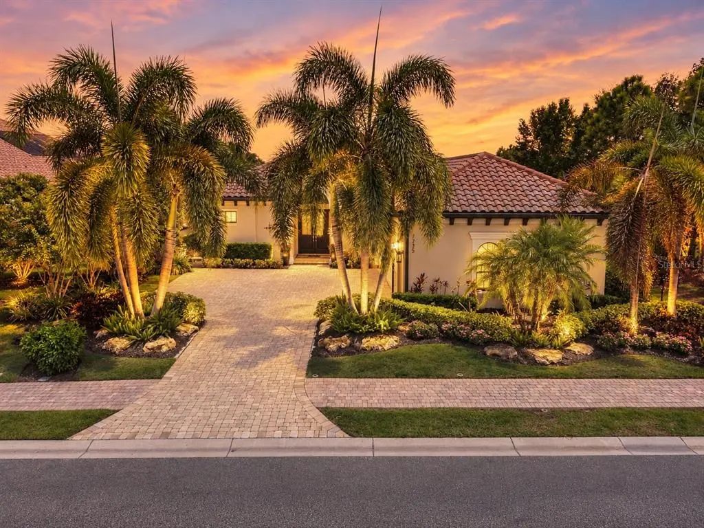 7235 Prestbury Circle, LAKEWOOD RANCH