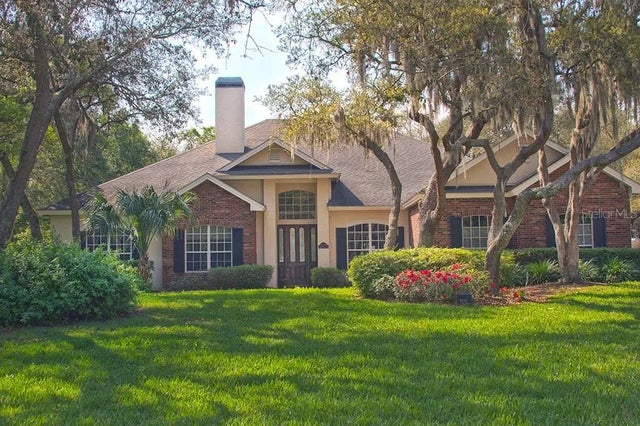 33045 Lake Bend Circle, LEESBURG