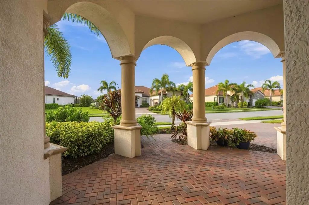 10720 Tarflower Drive, VENICE