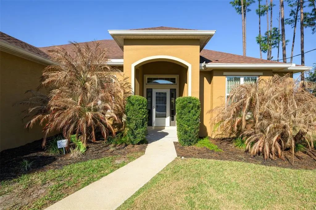 3 Lake Charles Place, PALM COAST