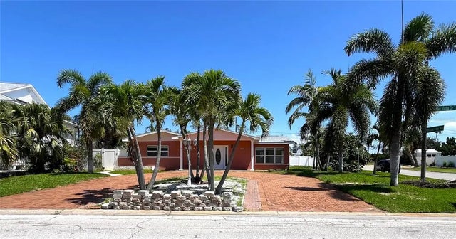 3807 Belle Vista Drive E, ST PETE BEACH