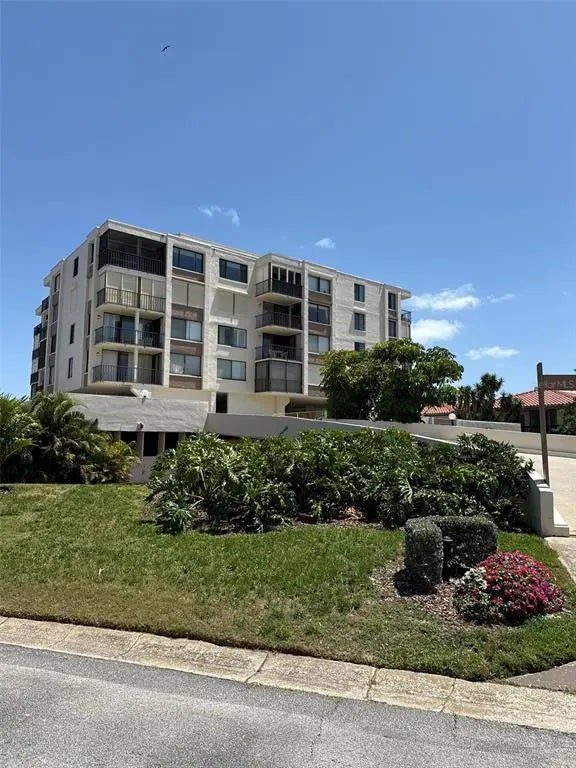 6218 Palma Del Mar 303, ST PETERSBURG