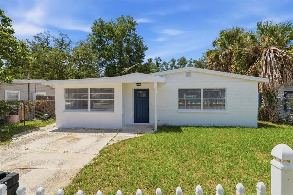 4009 E Powhatan Avenue, TAMPA