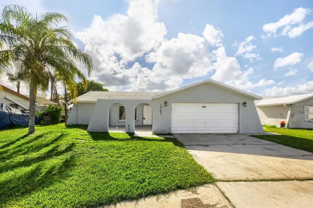1962 Society Drive, HOLIDAY