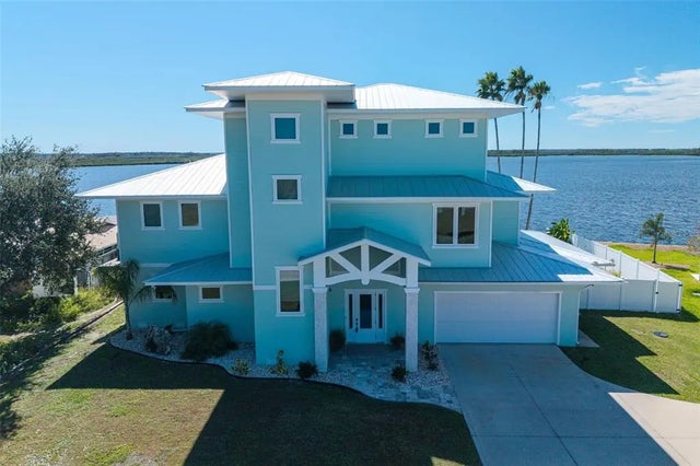 12010 W Bayshore Drive, CRYSTAL RIVER