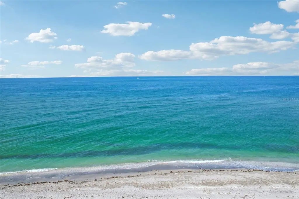 Gulf Shores Realty: 39 17a28586eaa2bf1b6399034ec5ab5650 l