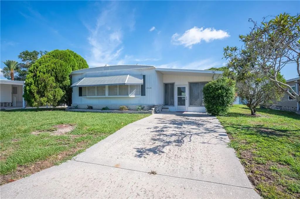 1610 Reynolds Road 262, LAKELAND