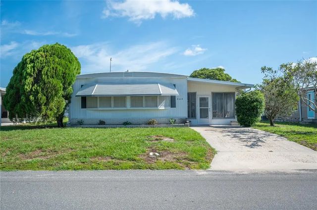 1610 Reynolds Road 262, LAKELAND