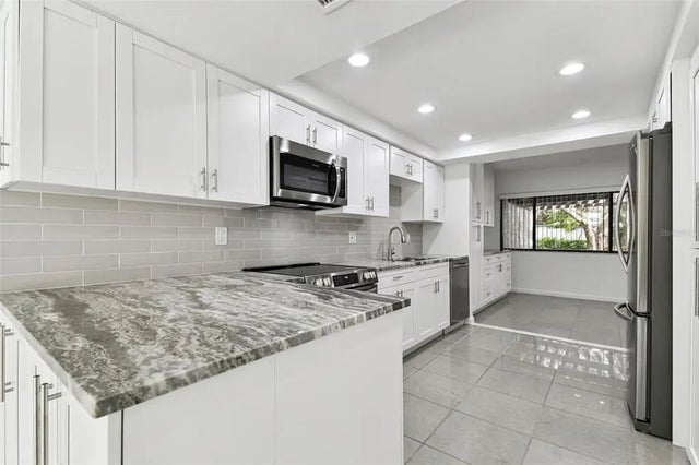 4220 Fairway Run, TAMPA