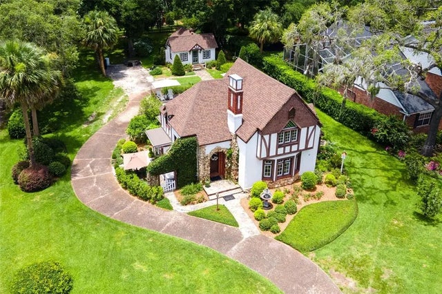 9233 Silver Lake Drive, LEESBURG