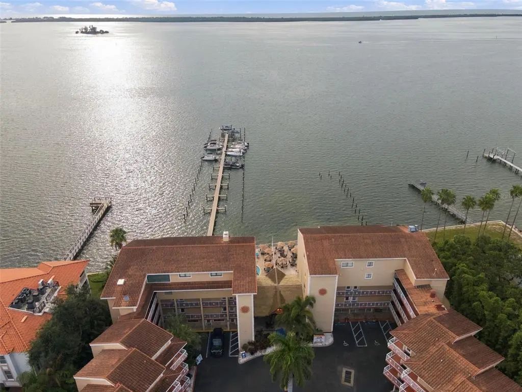 1420 Bayshore Boulevard 409, DUNEDIN