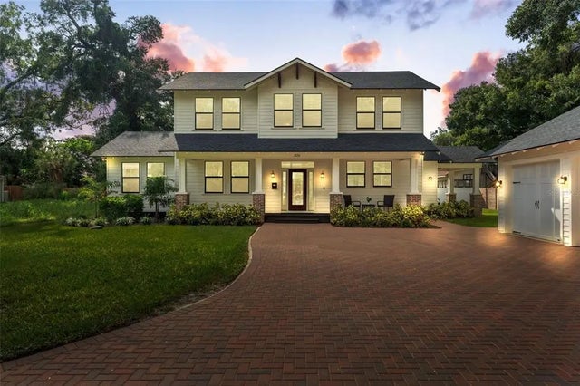 2820 N Central Court, TAMPA