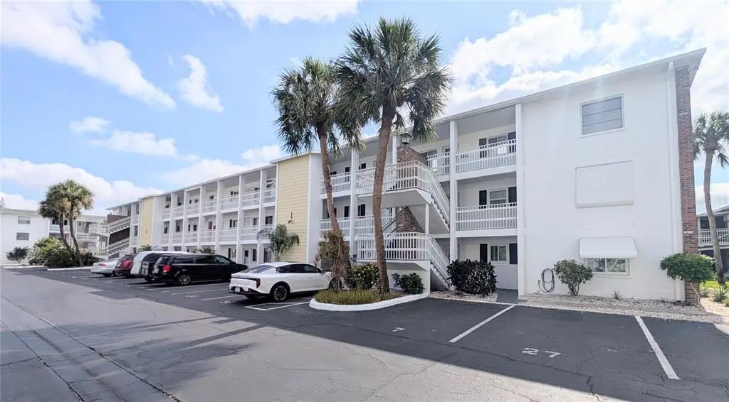 5949 Easy Street I36, BRADENTON