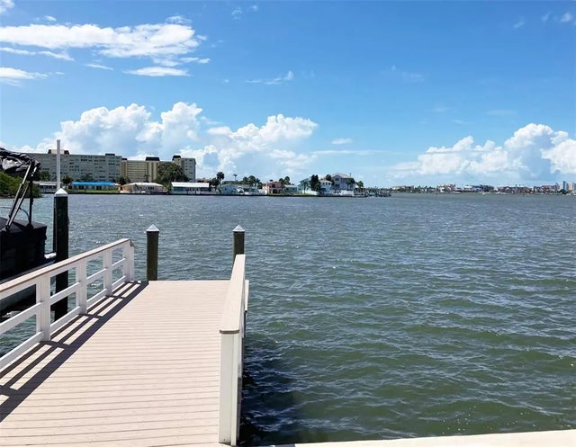 628 Boca Ciega Point Boulevard S, ST PETERSBURG
