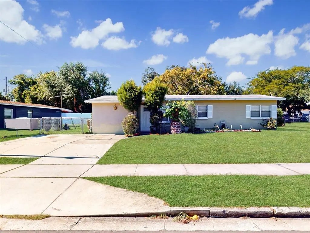 2502 N Beaumont Avenue, KISSIMMEE