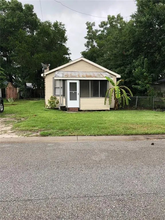 124 1st Street, WINTER HAVEN