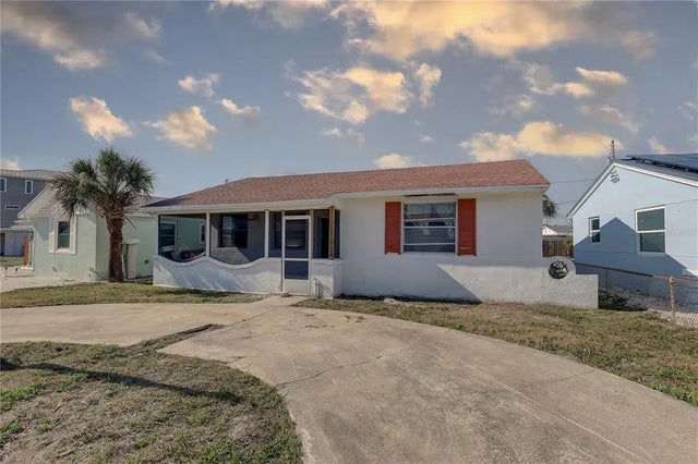440 S Bayshore Drive, MADEIRA BEACH