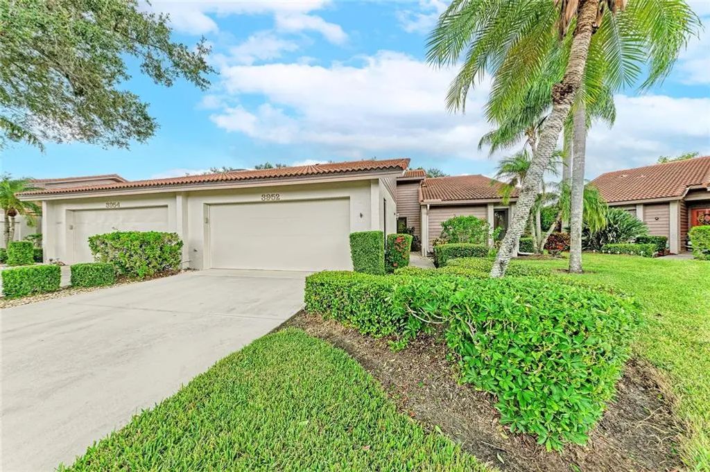 3952 Wilshire Circle E 166, SARASOTA